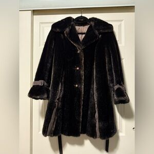 Minca Russel Taylor Elegant Black Fur Coat